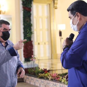 Según comentan pagan muy bien y sin pedir rebaja: Maduro afirma que los artistas internacionales «se están peleando por venir a Venezuela»