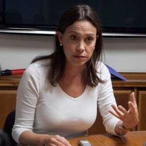 Lider de la oposición María Corina Machado afirma debe ser sin el CNE y con voto manual, elección del candidato presidencial opositor