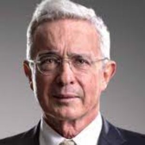 Ex presidente Álvaro Uribe: Alerta sobre el «triángulo del Caribe» entre Colombia, Cuba y Venezuela