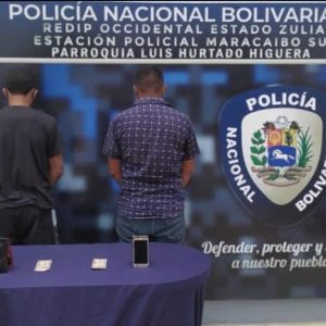 Funcionarios de la @PNBVzla capturan a dos sujetos  en el Zulia