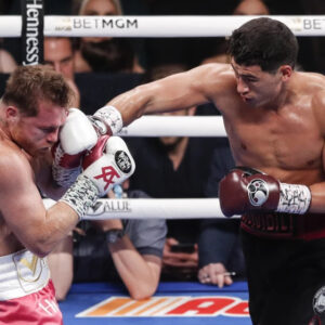Boxeo: «Canelo Álvarez no pudo» Dmitry Bivol conserva el título semicompleto