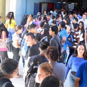 En entredichos y dudas de elección el nuevo presidente de la Federación de Centros Universitarios de la UCV Caracas