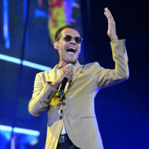 Lamento de sus seguidores: Marc Anthony cancela concierto en Panamá tras sufrir caída