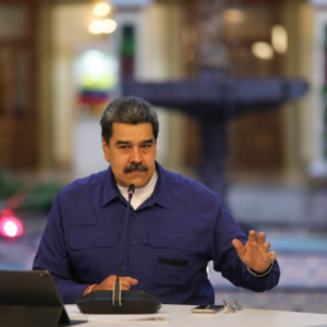 Maduro: ofreceremos en la bolsa de valores acciones de CANTV y Movilnet