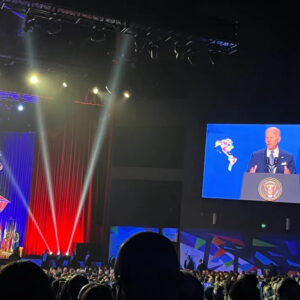 Los que no fueron a la Cumbre de las Américas se “hacen presentes” en ceremonia inaugural