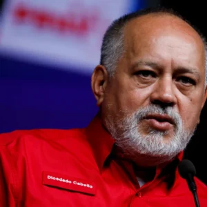 Diosdado: ¡Fue a provocar al pueblo! sobre las agresiones a Guaidó en Cojedes