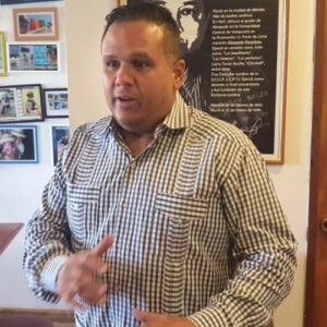 Ganó Petro Por Héctor Sulbaran