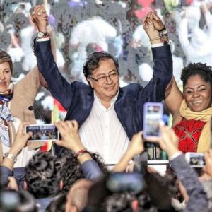 «Nuevos tiempos se avizoran» Exclamó Maduro por la victoria de Petro en Colombia