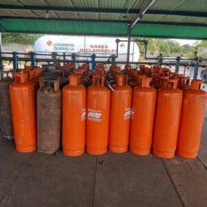 Zulia: Grupo de Respuesta Especial (ERE) del CPEZ incauta espectacular contrabando de bombonas de gas a Colombia