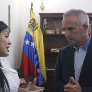 Despojan a Laidy Gómez de su vivienda principal por demanda de Freddy Bernal