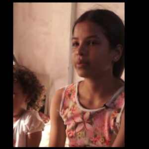 Tragedia: Una vida de adulto a los 12 años… (Video)