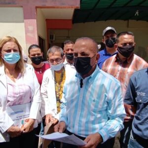 Manuel Rosales desde el Guayabo: «Evaluamos soluciones a la ruptura del muro en el Km 43»