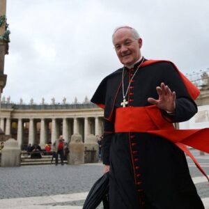 Cardenal Marc Ouellet es acusado de abuso sexual en Canadá