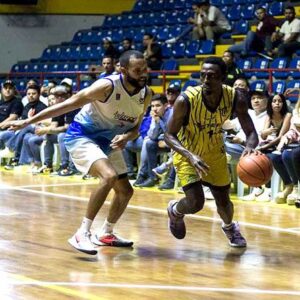Superliga de Baloncesto: Gaiteros enfrenta a Héroes de Punto Fijo por primera vez