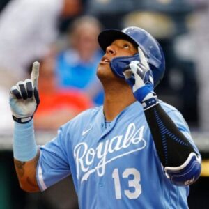 Salvador Pérez (Salvy) despachó el jonrón 17 del año