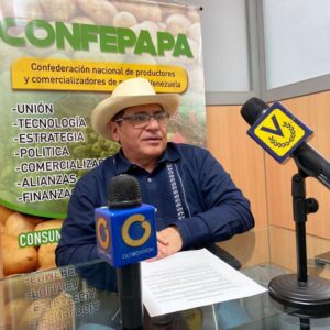 Abraham Hayón, presidente de Confepapa alerta: Un millón de empleos del campo en riesgo por contrabando desde Colombia
