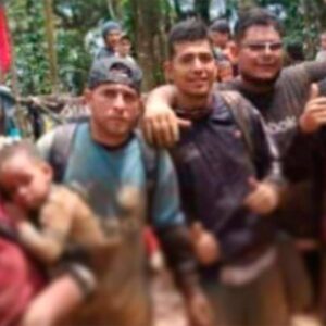 Venezolanos salvan la vida de niña perdida en el Darién