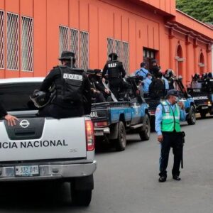 Dictador Daniel Ortega de Nicaragua, ordena arresto domiciliario de Obispo Rolando Álvarez