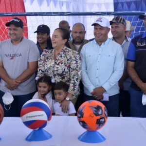Gobernación prepara escuelas zulianas para el regreso a clases este 3 de octubre y entrega espacio deportivo
