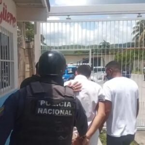 Violento médico cubano es detenido por golpear a una enfermera en un CDI del estado Aragua