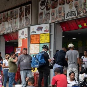 LA PRIORIDAD ES LA ECONOMÍA revela encuesta Datincorp sobre exigencia de venezolanos a los candidatos