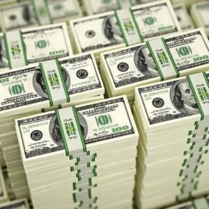 Pensó que había ganado $1,000 , después pensó que eran $10 mil y al final el premio de lotería fue de $100 mil dólares
