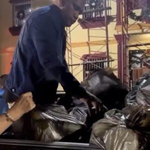 Leocenis García se presentó con Prociudadanos en el sitio de la tragedia en Tejerías y entregó miles de bolsas de alimentos ( Ver Videos)