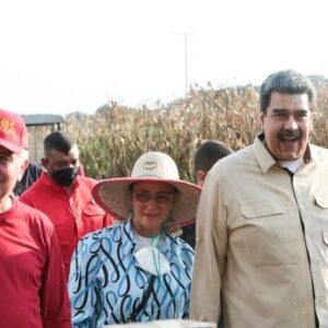 Nicolás nuevamente ataca a Guaidó, con insultos y ofensas, vea vídeo y opine porque esto sucede cada vez que el «interino» confronta problemas