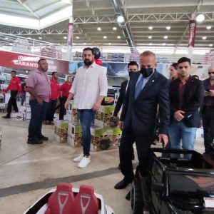 Gobernador Manuel Rosales ¡En apertura de Tiendas Damasco!