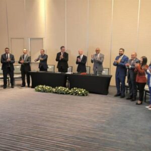 Enero en veremos, INCIERTO REINICIO DEL DIÁLOGO: Analistas señalan como posible causa retardo en retiro acordado de fondos