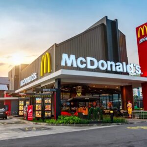 Polémica: McDonald’s inauguró su primera tienda automatizada, pero hay personas que están en contra