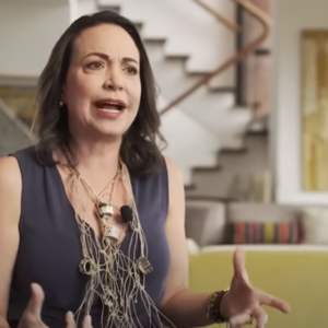 Advierte María Corina Machado: «Si deciden liquidar las primarias el país les va a pasar por encima»