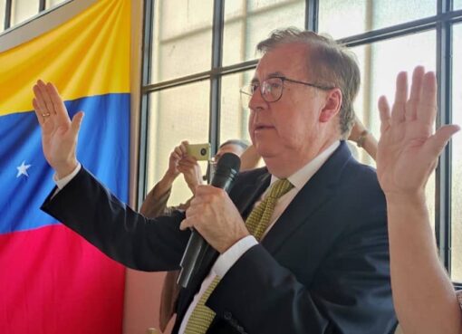César Pérez Vivas: Los que quieran que Maduro se quede, que sigan jugando a las divisiones