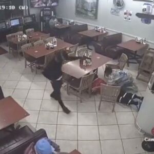 Mató a un delincuente y ahora dicen que debe ir preso: Polémica en Texas (+Video)