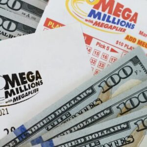 UN SOLO AFORTUNADO compró el boleto ganador del premio mayor de Mega Millions de $1,350 millones