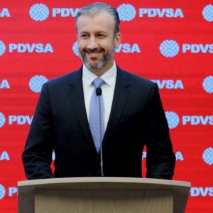 LO QUE PASA EN UN PAÍS gobernado por los que no saben: GASOLINA «NO HAY»