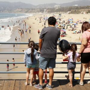Datos: La población de California se redujo en 500.000 habitantes en dos años, mientras continúa el éxodo