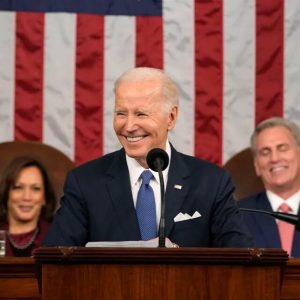 Durante el discurso del Estado de la Unión: Biden resalta que tras cada crisis, el país y la democracia reemergen más fuertes