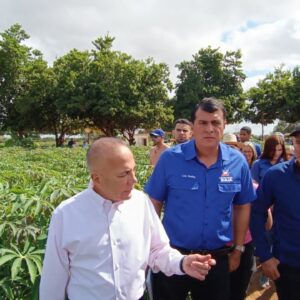 Rosales apoya y estimula a productores para activar la economía zuliana