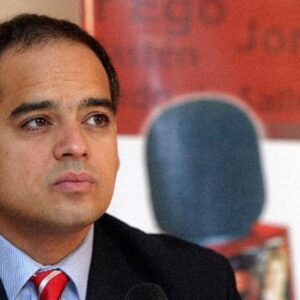 Como «Guerra entre mafias» califica Andrés Izarra lo que ocurre en el Madurismo