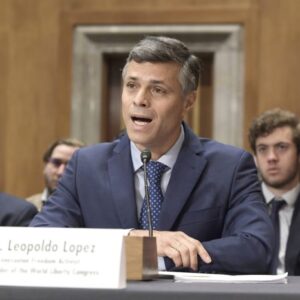 Siguen los ataques a la oposición: Maduro pide retirar la nacionalidad al opositor Leopoldo López por ‘llamado a invasión’