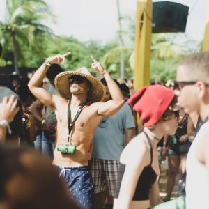 DECRETAN Toque de queda en Miami Beach tras tiroteos fatales durante vacaciones de Spring Break