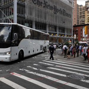 Por culpa de los republicanos en Capitolio:  Biden no enviará ayuda federal para inmigrantes en Nueva York señala el Alcalde