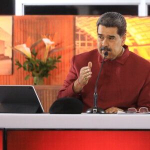 MADURO PROMETE seguir dándole golpe a los mafiosos de su gobierno: Afirmo conducir «personalmente con la policía anticorrupción»