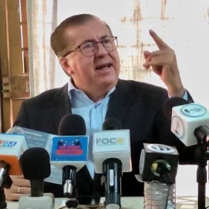 En su gira por el Zulia Pérez Vivas resteado: Así nos metan preso a todos, la sociedad democrática debe enfrentar a Maduro en 2024