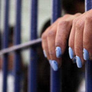 ABOMINABLE encarcelada en Egipto una mujer que presuntamente mató a hijo para comérselo