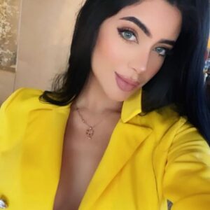 Modelo venezolana Railin Elizabeth Yépez Huyó A Estados Unidos: Ofrece información de PDVSA por protección