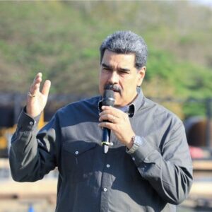 Nicolás Maduro inaugura obras, asegurando que detendrán a los corruptos «caiga quien caiga»