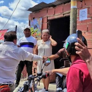 Plan ‘Un Sueño Posible’: Pérez Vivas presentó su propuesta de gobierno a jóvenes del Barrio El 70 en Caracas