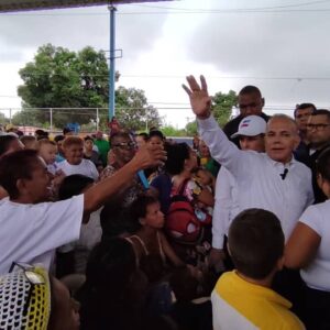 Gobernador Rosales desplegó jornadas de atención social y mercados en Maracaibo y San Francisco